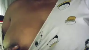 Indian Sexy Girl Fingering Her Tight Pussy