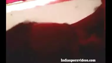 Tamil village bhabhi making her desi porn clip