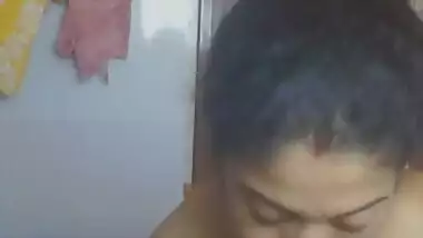 Mature Aunty Ready For Bathing