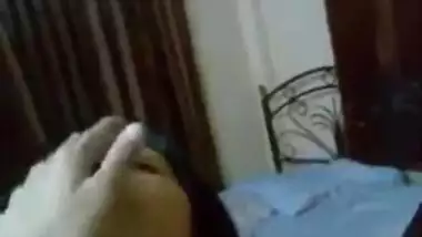 Desi Bhabhi Full Horny - Kya Chut H Bhabhi