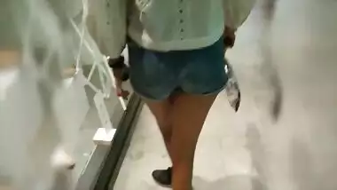 Ass of a young Indian girl