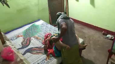 Bengali Bhabhi secret sex affair recorded on