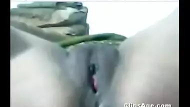 Indian girl Reshma showing boobs and fingering pussy