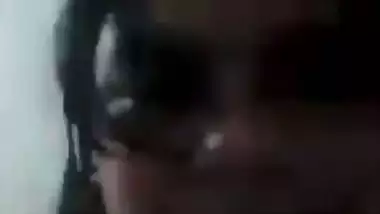 Horny girl shows boobs on video call to lover viral MMS