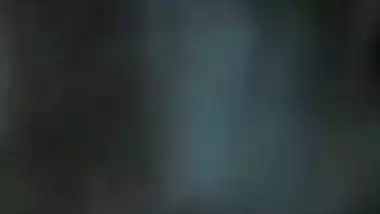 Muslim girl gives an Indian blowjob to her stepbrother