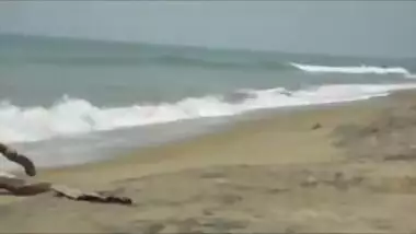 Desi bhabhi on beach....