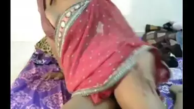Homemade Indian sex video of hot Riya bhabhi ki chudai!